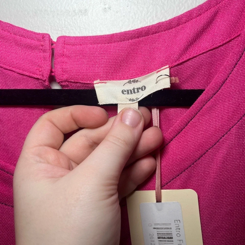 Hot Pink Entro Top- NWT - Picture 3 of 4